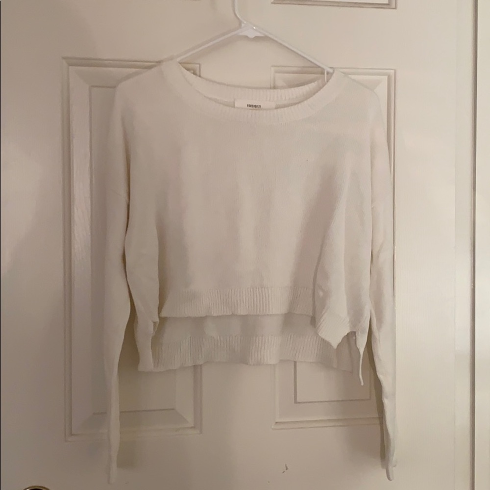Forever 21 white cropped long sleeve sweater
